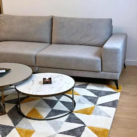 Nest With Private Garage Sarajevo